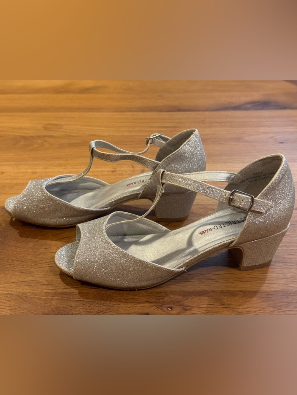 Restricted Kids Size 2 Silver Glitter Dress Heels T Strap Party Shoes